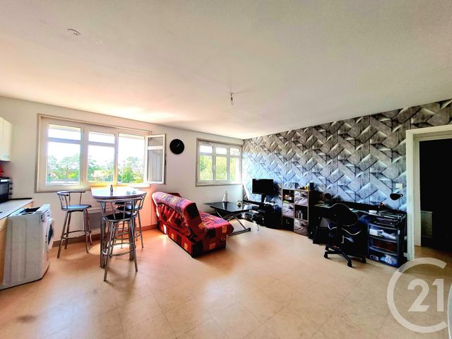 Appartement F2 à vendre - 2 pièces - 42,30 m2 - Le Mesnil Esnard - 76 - HAUTE-NORMANDIE