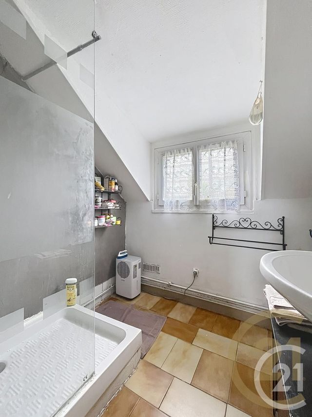 Maison à vendre - 4 pièces - 72 m2 - Notre Dame De Bondeville - 76 - HAUTE-NORMANDIE