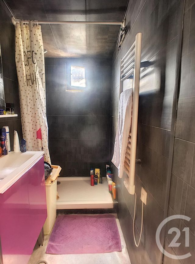 Afficher la photo en grand Maison à vendre - 3 pièces - 65 m2 - DEVILLE LES ROUEN - 76 - HAUTE-NORMANDIE