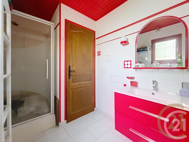 Afficher la photo en grand Maison à vendre - 5 pièces - 154,19 m2 - Malaunay - 76 - HAUTE-NORMANDIE