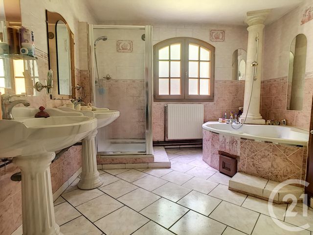 Maison à vendre - 8 pièces - 208 m2 - MAROMME - 76 - HAUTE-NORMANDIE Maison à vendre - 8 pièces - 208 m2 - MAROMME - 76 - HAUTE-NORMANDIE