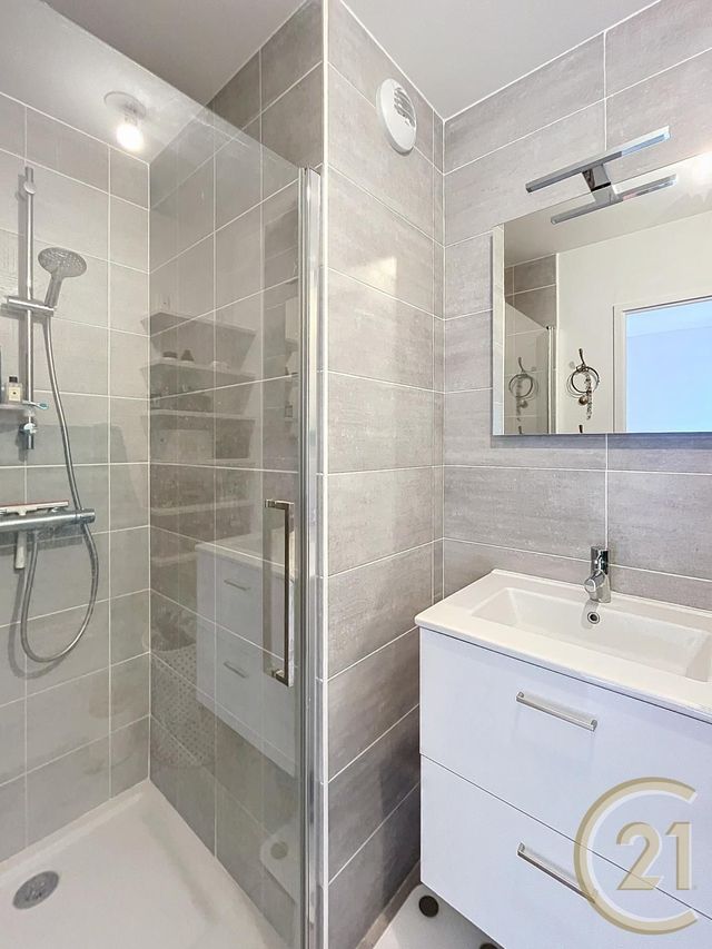 Appartement F5 à vendre - 5 pièces - 94,96 m2 - Mont St Aignan - 76 - HAUTE-NORMANDIE