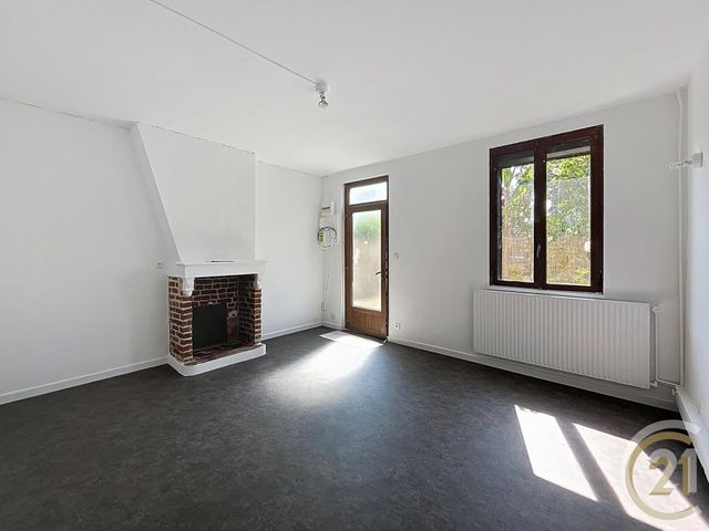 Maison à louer - 3 pièces - 74,20 m2 - Deville Les Rouen - 76 - HAUTE-NORMANDIE