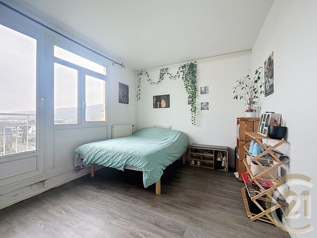 Afficher la photo en grand Appartement F3 à vendre - 3 pièces - 54,27 m2 - Deville Les Rouen - 76 - HAUTE-NORMANDIE
