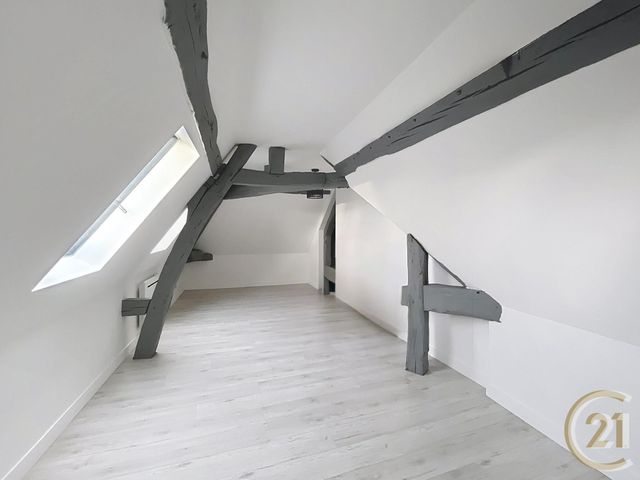 Appartement F1 à louer PONT DE L ARCHE