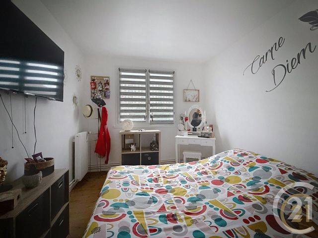 Afficher la photo en grand Appartement F6 à vendre - 5 pièces - 109,53 m2 - Maromme - 76 - HAUTE-NORMANDIE