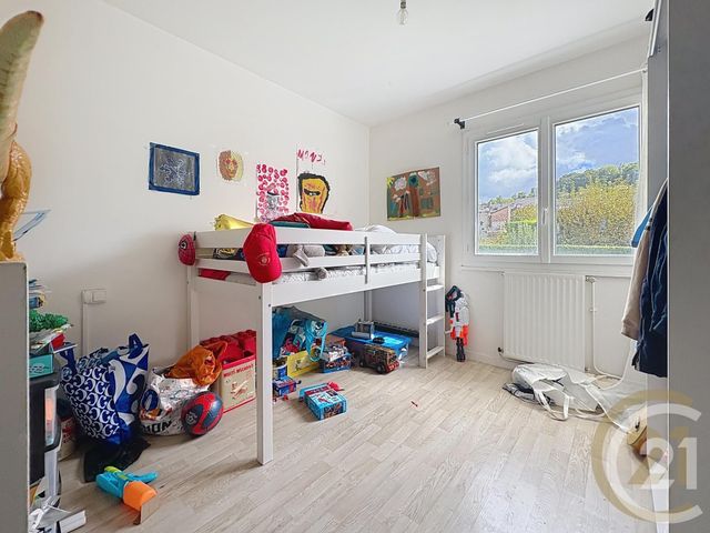 Appartement F3 bis à vendre - 4 pièces - 70,87 m2 - Deville Les Rouen - 76 - HAUTE-NORMANDIE