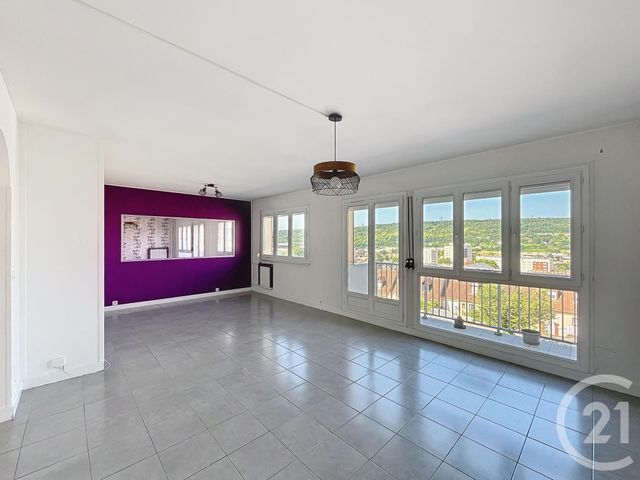 Appartement F3 à louer - 3 pièces - 68,29 m2 - Deville Les Rouen - 76 - HAUTE-NORMANDIE