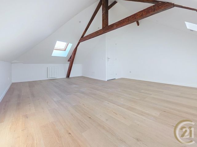 Maison à louer - 5 pièces - 76,90 m2 - Deville Les Rouen - 76 - HAUTE-NORMANDIE