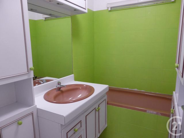 Appartement F2 à louer - 2 pièces - 41,19 m2 - Deville Les Rouen - 76 - HAUTE-NORMANDIE