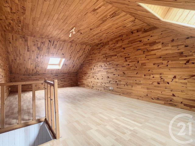 Maison &agrave; louer - 4 pi&egrave;ces - 81,28 m2 - Malaunay - 76 - HAUTE-NORMANDIE