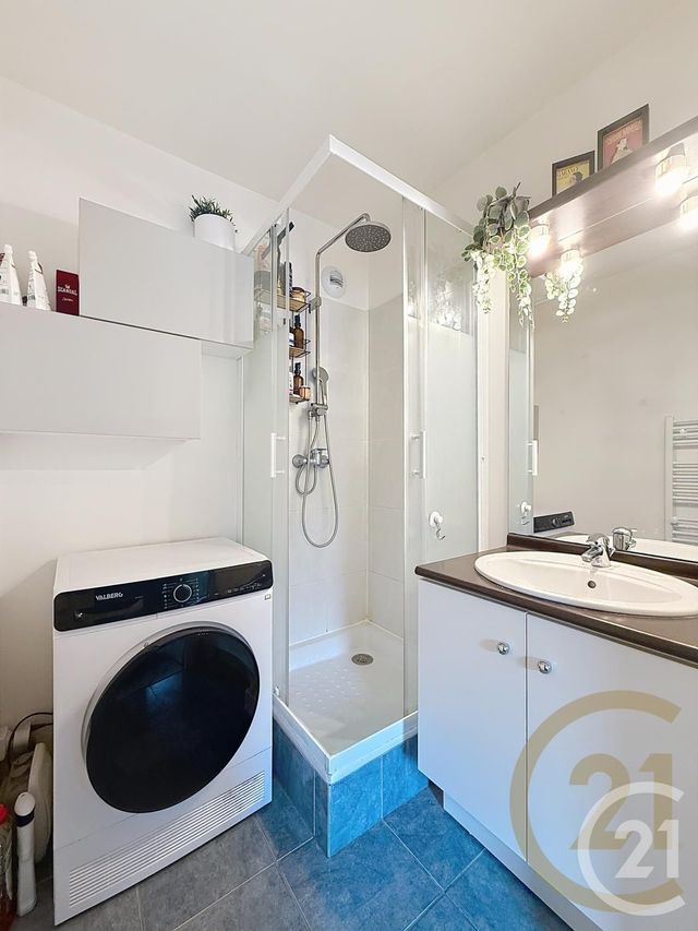 Afficher la photo en grand Appartement F2 à vendre - 2 pièces - 38,94 m2 - Deville Les Rouen - 76 - HAUTE-NORMANDIE