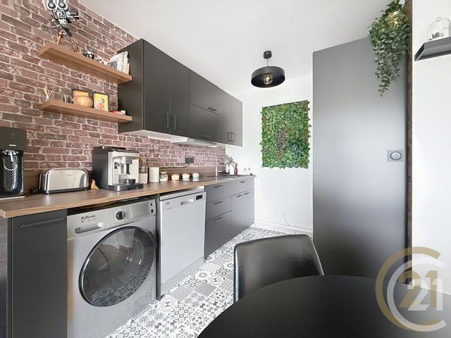 Afficher la photo en grand Appartement F2 à vendre - 2 pièces - 38,94 m2 - Deville Les Rouen - 76 - HAUTE-NORMANDIE