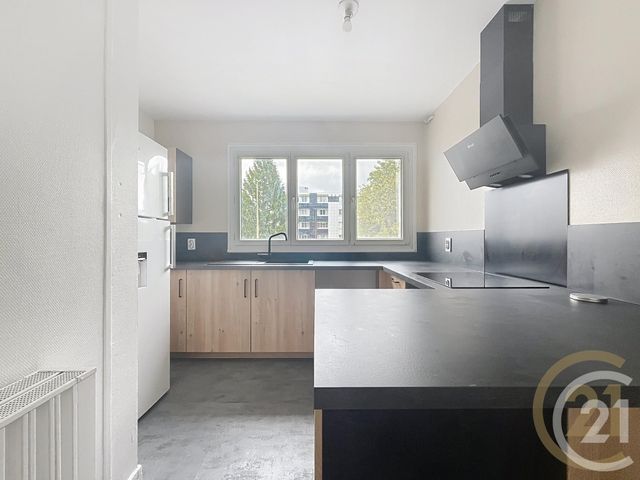 Afficher la photo en grand Appartement F4 à louer - 4 pièces - 74,65 m2 - Canteleu - 76 - HAUTE-NORMANDIE