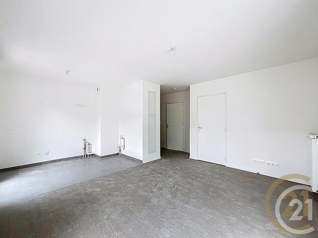 Appartement F2 à louer - 2 pièces - 45 m2 - Deville Les Rouen - 76 - HAUTE-NORMANDIE