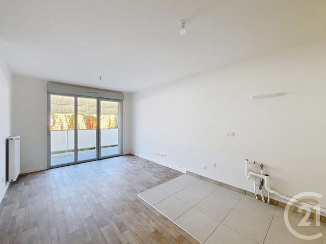 Appartement F2 à louer - 2 pièces - 41,19 m2 - Deville Les Rouen - 76 - HAUTE-NORMANDIE