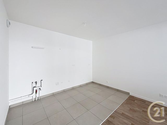 Appartement F2 à louer - 2 pièces - 40,68 m2 - Deville Les Rouen - 76 - HAUTE-NORMANDIE