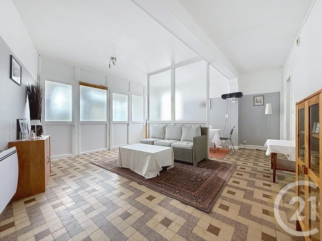 Afficher la photo en grand Immeuble à vendre - 144 m2 - Le Houlme - 76 - HAUTE-NORMANDIE