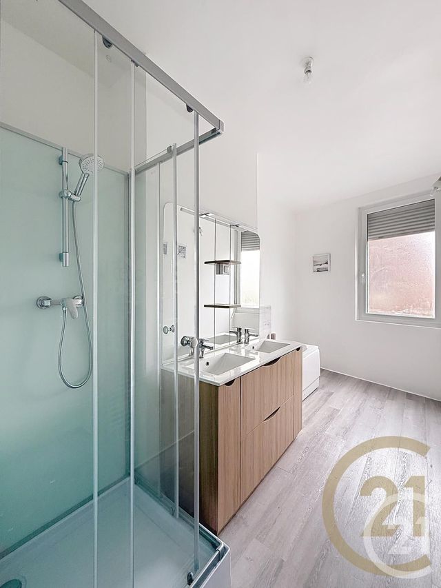 Afficher la photo en grand Immeuble à vendre - 144 m2 - Le Houlme - 76 - HAUTE-NORMANDIE