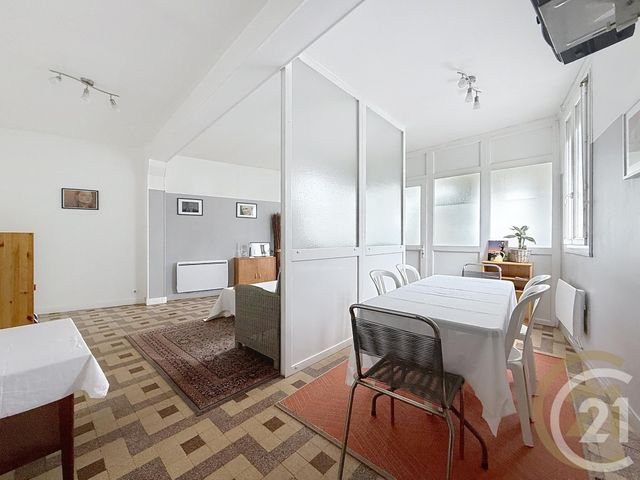 Afficher la photo en grand Immeuble à vendre - 144 m2 - Le Houlme - 76 - HAUTE-NORMANDIE