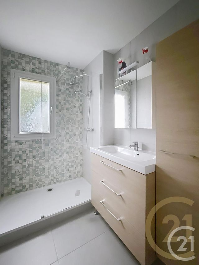 Appartement F4 à vendre - 4 pièces - 75 m2 - Canteleu - 76 - HAUTE-NORMANDIE