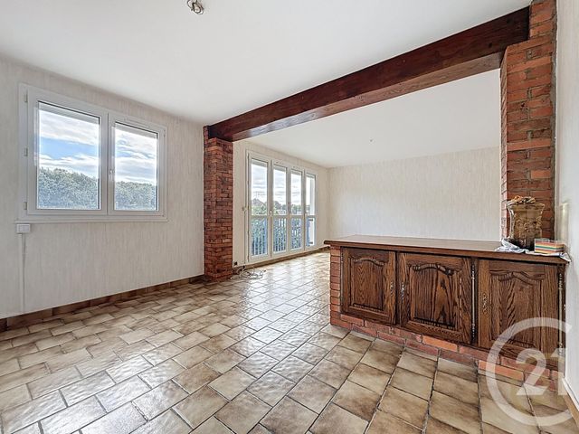 Afficher la photo en grand Appartement F3 à vendre - 4 pièces - 71,21 m2 - Maromme - 76 - HAUTE-NORMANDIE