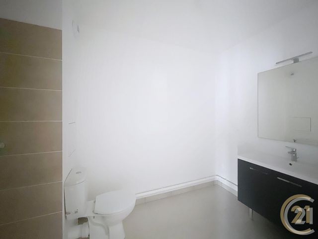Appartement F2 &agrave; louer - 2 pi&egrave;ces - 42,50 m2 - Deville Les Rouen - 76 - HAUTE-NORMANDIE