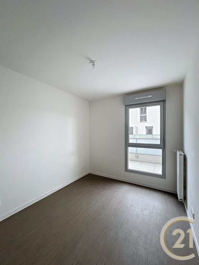 Appartement F3 &agrave; louer - 3 pi&egrave;ces - 58,67 m2 - Deville Les Rouen - 76 - HAUTE-NORMANDIE