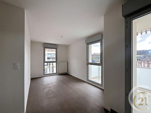 Appartement F3 &agrave; louer - 3 pi&egrave;ces - 58,67 m2 - Deville Les Rouen - 76 - HAUTE-NORMANDIE