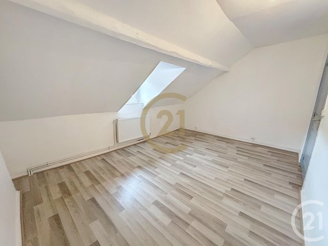 Maison à louer - 3 pièces - 66,15 m2 - Deville Les Rouen - 76 - HAUTE-NORMANDIE