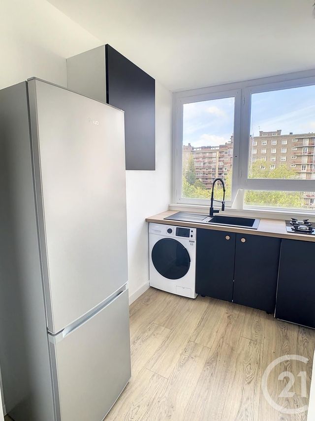 Afficher la photo en grand Appartement F3 à louer - 3 pièces - 55,31 m2 - Sotteville Les Rouen - 76 - HAUTE-NORMANDIE