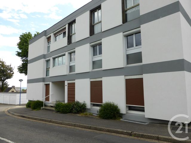 Appartement F3 à louer - 3 pièces - 67 m2 - Deville Les Rouen - 76 - HAUTE-NORMANDIE