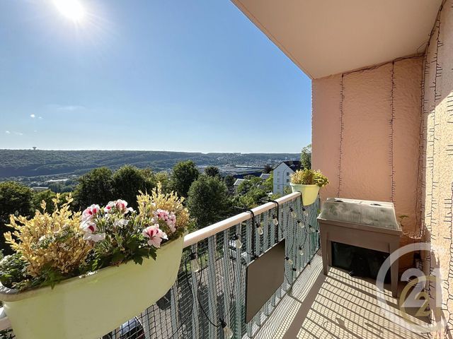 Appartement F3 à louer - 3 pièces - 64,20 m2 - Deville Les Rouen - 76 - HAUTE-NORMANDIE