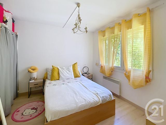 Appartement F3 à louer - 3 pièces - 64,20 m2 - Deville Les Rouen - 76 - HAUTE-NORMANDIE