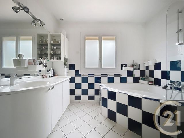 Maison à vendre - 6 pièces - 162,67 m2 - Mont Cauvaire - 76 - HAUTE-NORMANDIE