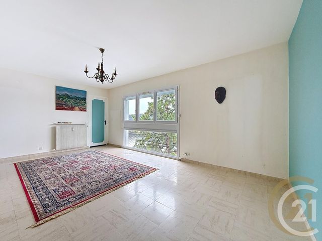 Appartement T4 &agrave; vendre - 4 pi&egrave;ces - 77,26 m2 - Deville Les Rouen - 76 - HAUTE-NORMANDIE