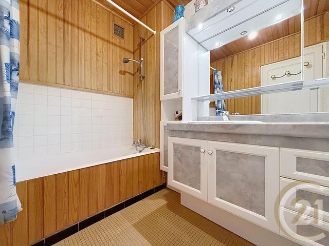 Appartement T4 &agrave; vendre - 4 pi&egrave;ces - 77,26 m2 - Deville Les Rouen - 76 - HAUTE-NORMANDIE