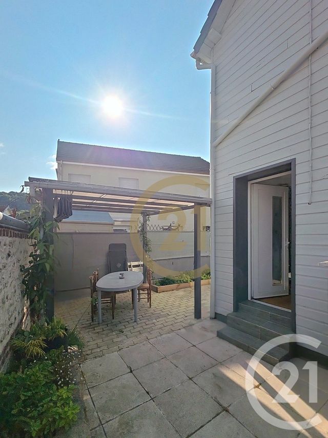 Maison &agrave; louer - 3 pi&egrave;ces - 57,05 m2 - Deville Les Rouen - 76 - HAUTE-NORMANDIE
