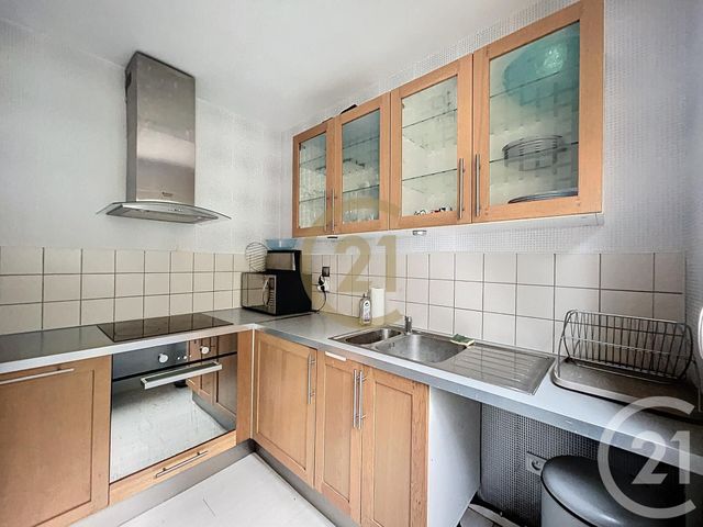 Appartement F2 à louer - 2 pièces - 42,13 m2 - Deville Les Rouen - 76 - HAUTE-NORMANDIE