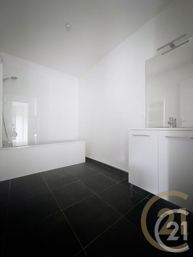 Appartement F3 &agrave; vendre - 3 pi&egrave;ces - 60,33 m2 - Notre Dame De Bondeville - 76 - HAUTE-NORMANDIE