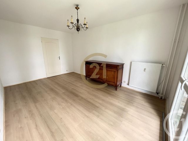 Appartement F2 à louer - 2 pièces - 52 m2 - Deville Les Rouen - 76 - HAUTE-NORMANDIE