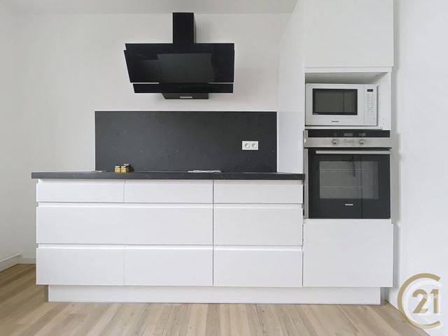 Appartement F2 &agrave; louer - 2 pi&egrave;ces - 57,60 m2 - Deville Les Rouen - 76 - HAUTE-NORMANDIE