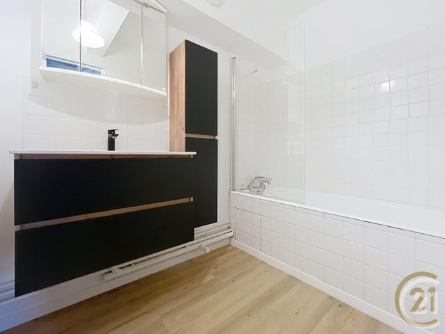 Appartement F2 &agrave; louer - 2 pi&egrave;ces - 57,60 m2 - Deville Les Rouen - 76 - HAUTE-NORMANDIE