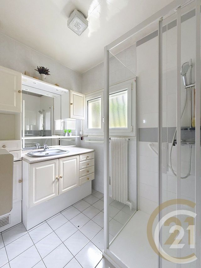 Maison &agrave; vendre - 5 pi&egrave;ces - 82,50 m2 - Deville Les Rouen - 76 - HAUTE-NORMANDIE