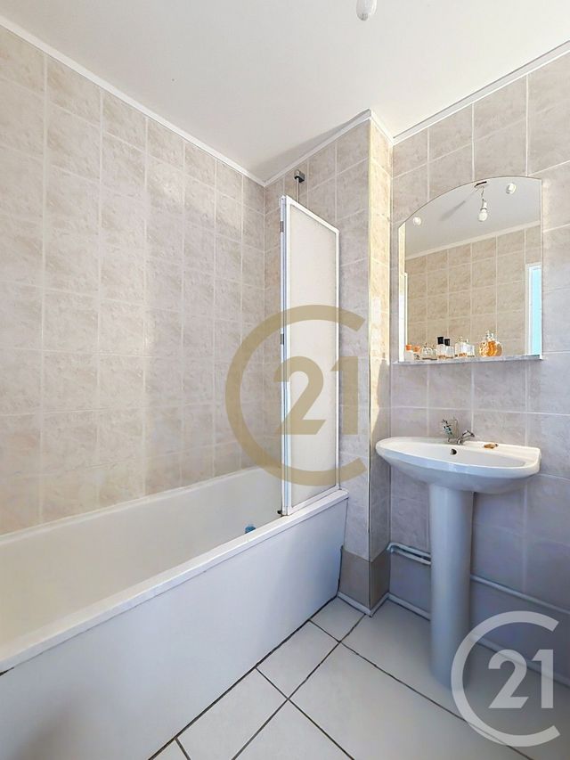 Appartement F3 &agrave; vendre - 4 pi&egrave;ces - 71,78 m2 - Maromme - 76 - HAUTE-NORMANDIE