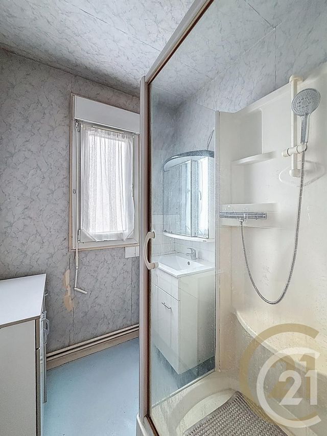 Appartement &agrave; vendre - 3 pi&egrave;ces - 59,94 m2 - Deville Les Rouen - 76 - HAUTE-NORMANDIE