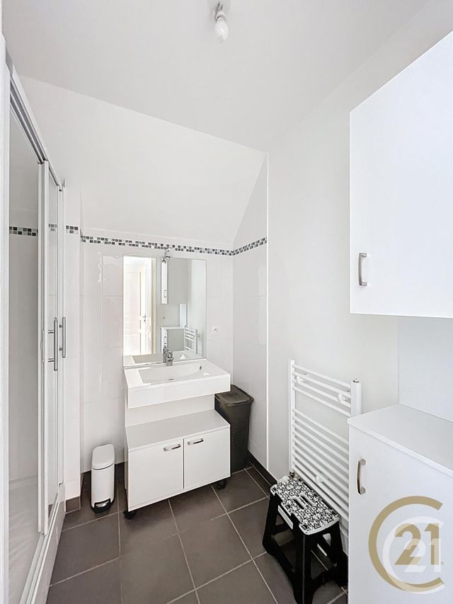 Appartement &agrave; louer - 3 pi&egrave;ces - 65,20 m2 - Rouen - 76 - HAUTE-NORMANDIE