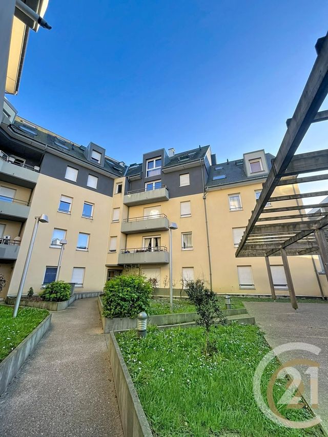 Appartement &agrave; louer - 3 pi&egrave;ces - 65,20 m2 - Rouen - 76 - HAUTE-NORMANDIE