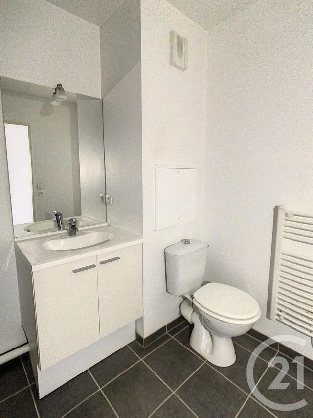 Appartement F1 &agrave; louer - 1 pi&egrave;ce - 24,34 m2 - Mont St Aignan - 76 - HAUTE-NORMANDIE