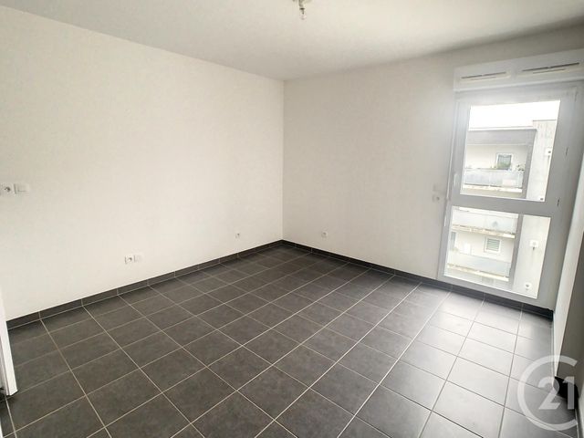 Appartement F1 &agrave; louer - 1 pi&egrave;ce - 24,34 m2 - Mont St Aignan - 76 - HAUTE-NORMANDIE